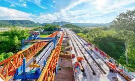 国务院研究深入实施“两重”建设有关工作