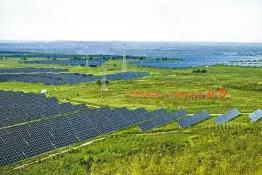 内蒙古在“沙戈荒”筑起“富民长城”