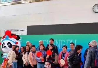 特色专列“出圈”擦亮地方旅游名片 “火车+文旅”打开消费新场景