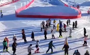 “冰雪游”“避寒游”点燃冬季文旅新热力 特色资源激活消费新场景