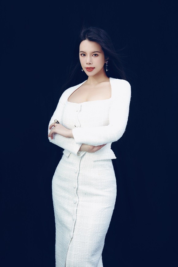 1763699058432580.jpg 1763699058432580.jpg