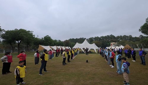 秋日光景里 聚力正当时