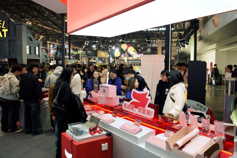 佳达隆生态全景亮相ZFX展会，构建客制化新生态