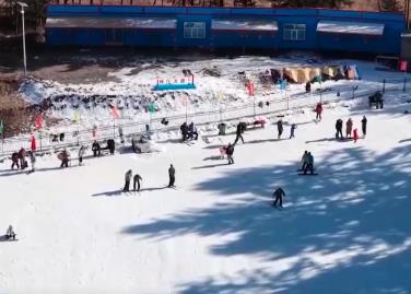 超级冰滑梯、林海围炉……解锁新体验！特色冰雪活动拉满冬日文旅期待值
