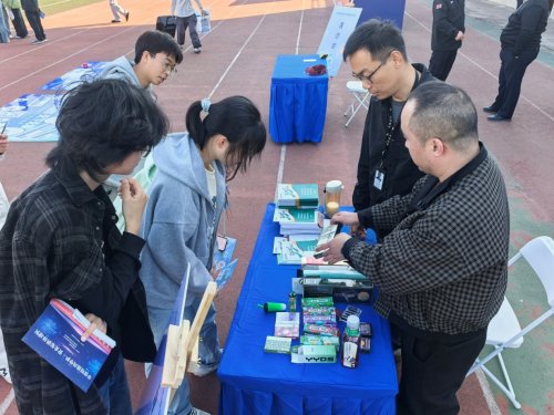 平安校园守护行 安全知识伴成长