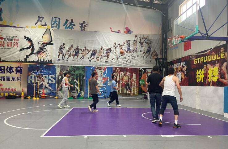 湖北浠水：篮下竞逐聚合力 赛场拼搏展风采