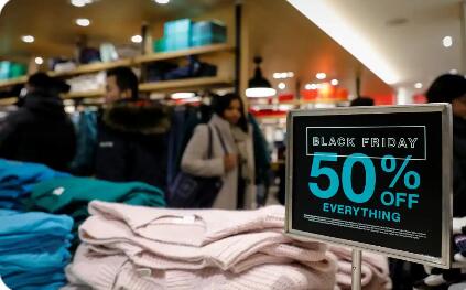 美国“黑五”消费难掩经济隐忧