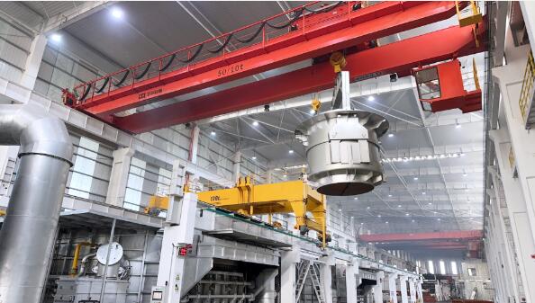 中铝集团循环经济扁锭线扩能项目正式投产