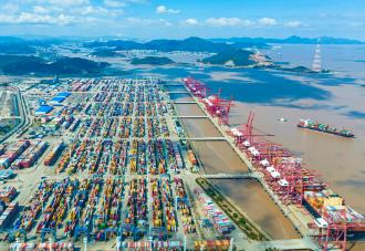 “箱”当硬核！宁波舟山港年集装箱吞吐量首次突破4000万箱