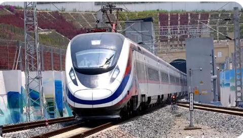 中老铁路开通运营满四年 累计发送旅客超6250万人次