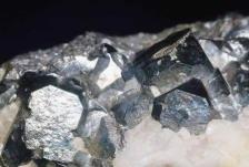 全球钴供应格局重塑与价格新阶段开启