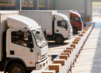 从1800亿件快递看超大规模市场优势