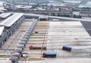 封关倒计时！“港口+查验场”协同运作现代化物流助力海南自贸港货物高效离岛