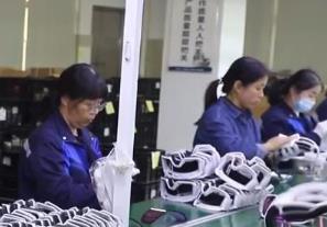 冰雪运动热潮涌动 冰雪产业订单迎来爆发式增长