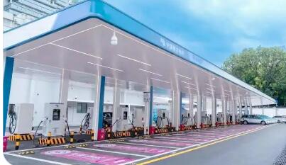 我国充电基础设施持续高速扩建 截至10月底总数达到1864.5万个