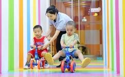 降低家庭养育成本 我国拟对托育服务专门立法