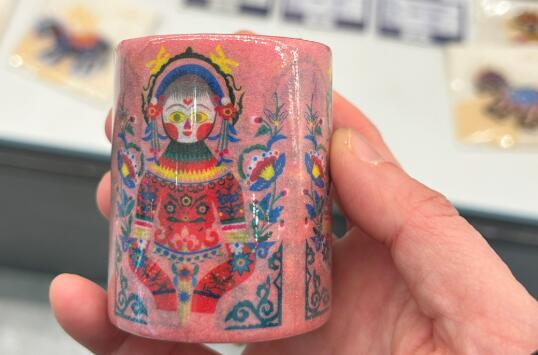 优化产品设计与营销策略 促进文创消费发展——以中国美术馆为例