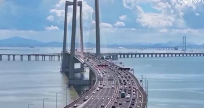 国家综合立体交通网建设实现突破性进展