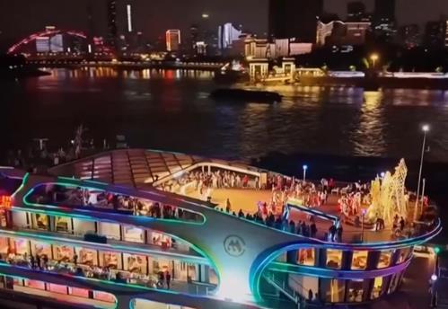 多彩文旅活动将节日氛围“拉满” 各地喜气洋洋、欢乐祥和迎新年