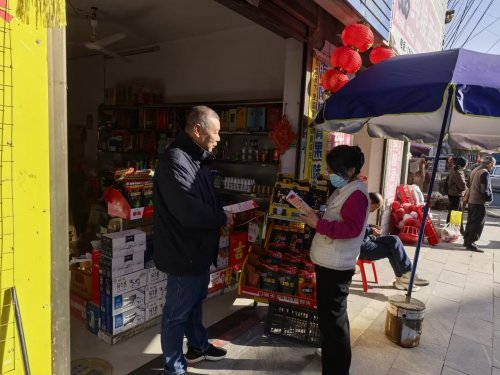 湖北浠水：多维普法掀热潮 宪法精神润民心