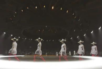 抢救“衣脉”，让民族服饰文化永流传