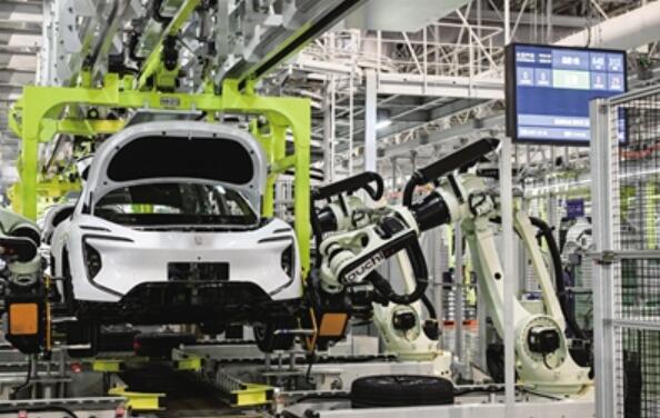 从“一拥而上”到分工协同 地方“十五五”汽车产业走向差异化发展