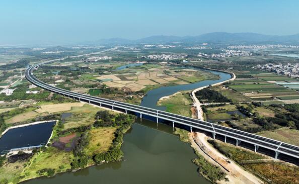 奋战“十五五” 广东高速公路建设捷报频传