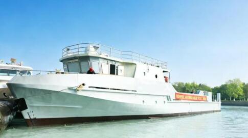 全国首型百吨级海上通用无人船在浙江嘉兴吉水