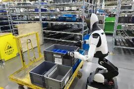 性能突出 出海加速  中国机器人“军团”霸屏全球科技舞台