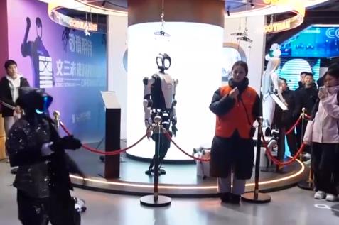 科创新品成为“新特产” 中国智造激发消费市场强劲动能