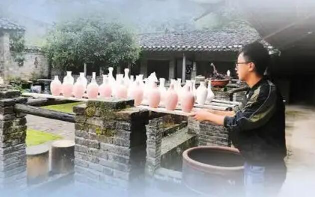 在瓷都复现泥与火之歌