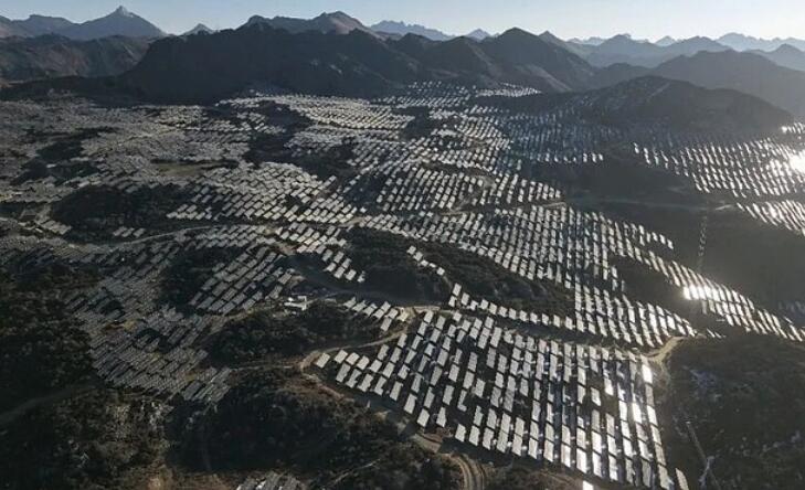 云南能投砌修塘光伏发电项目（二期）300MW顺利投运