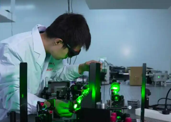 刷新三项世界纪录！“中国牌”晶体再获重大突破