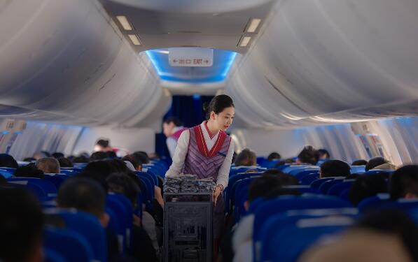 南航集团春运计划执行航班超12.6万班次