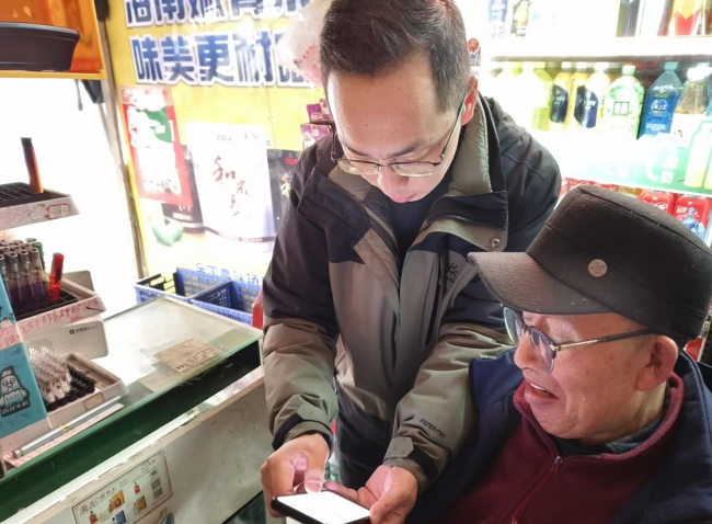 武汉黄陂：守护银龄小店，点亮人间烟火