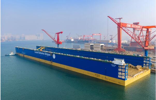 全球最大级！北海造船成功交付12万吨举力浮船坞