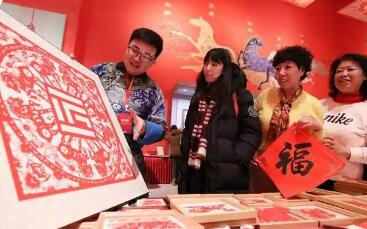 非遗馆里，找到过年的“打开方式”