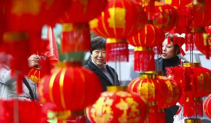 数字里的“热气腾腾”—— 春节经济“新算法”折射开年经济新图景