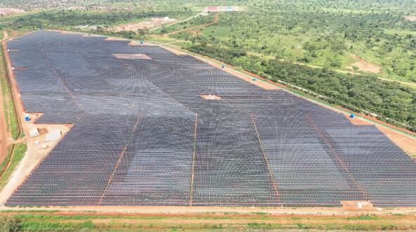 北方矿业源网荷储一体化项目建成投产