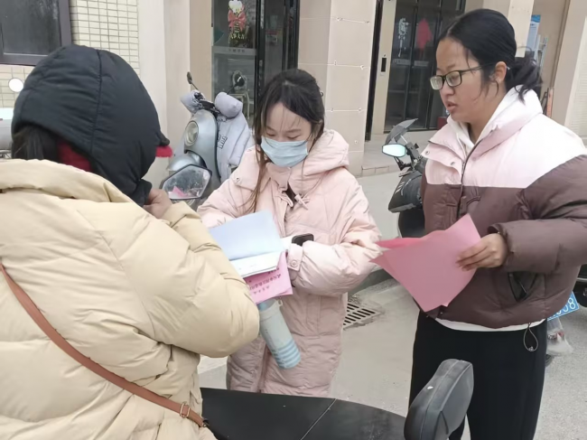 湖北武穴：普法宣传进店入户 市场整治利剑护航