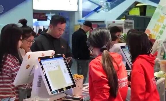 “电影院文化”催生“新年俗” 下沉市场爆发式增长