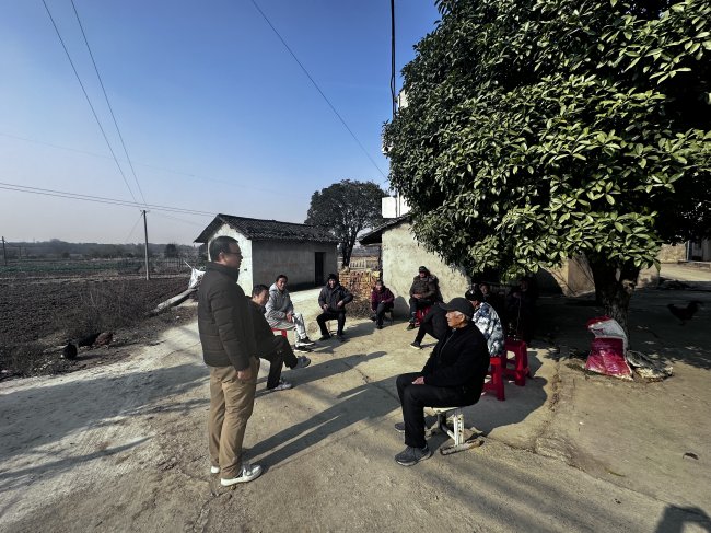 武汉黄陂：腊月赋能添年味 精准服务助增收