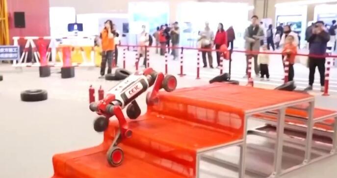 人工智能等行业人才供需两旺 春招就业新趋势一览