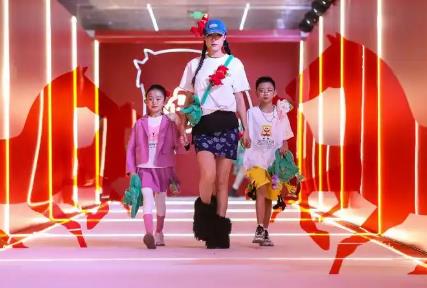 为“懂我”下单——情绪消费背后隐藏的经济密码