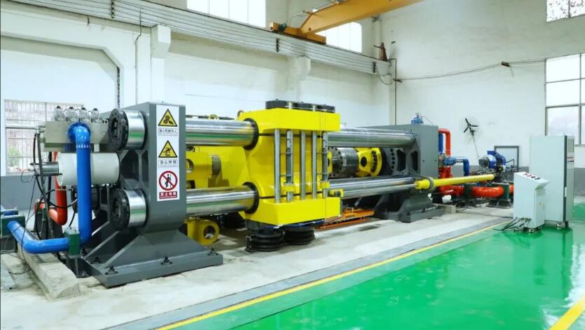 中国能建自主研发大吨位阻尼器试验台达国际先进水平