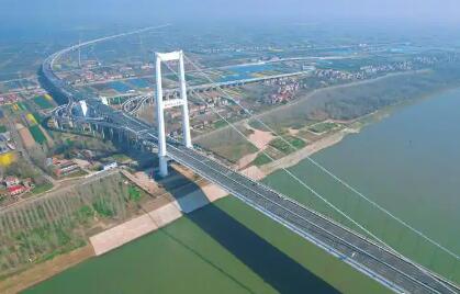 全球首座智慧悬索桥双柳长江大桥建成通车