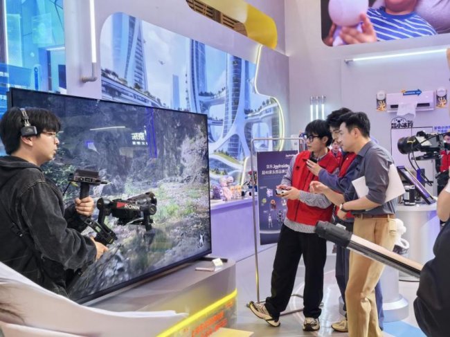 京东“闪电新品季”延续AWE热潮 超千款AI家电家居新品尽在京东