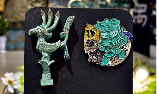 冰箱贴、考古盲盒 三星堆用多元文创让游客带走独特记忆