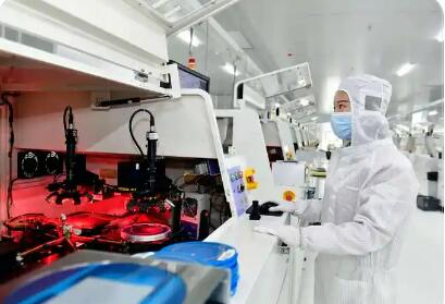 AI重塑“芯”格局 半导体行业2025年盈利分化