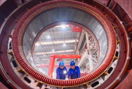 黑龙江佳木斯：工业生产“春潮”涌动